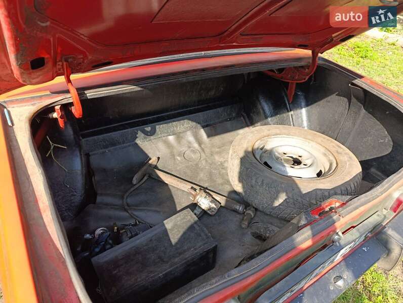 Седан Москвич/АЗЛК 2140 1983 в Лозовой фото 6 Седан Москвич/АЗЛК 2140 1983 в Лозовой