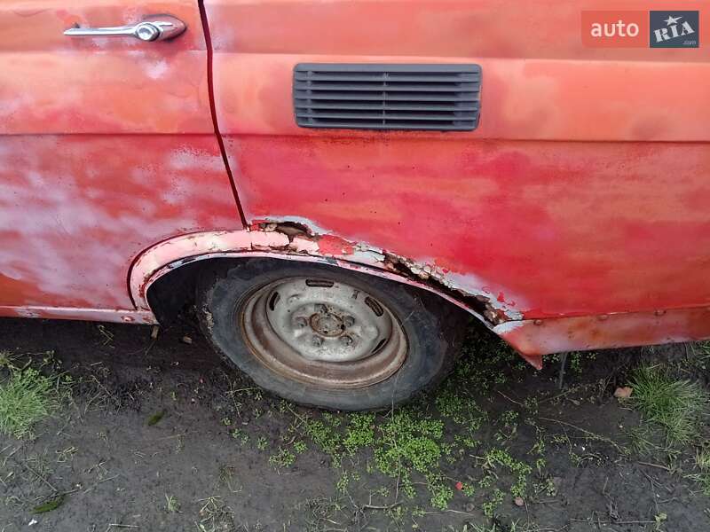Седан Москвич/АЗЛК 2140 1976 в Помічній