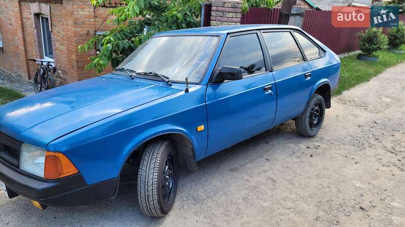 Хэтчбек Москвич/АЗЛК 2141 1993 в Виннице фото Хэтчбек Москвич/АЗЛК 2141 1993 в Виннице
