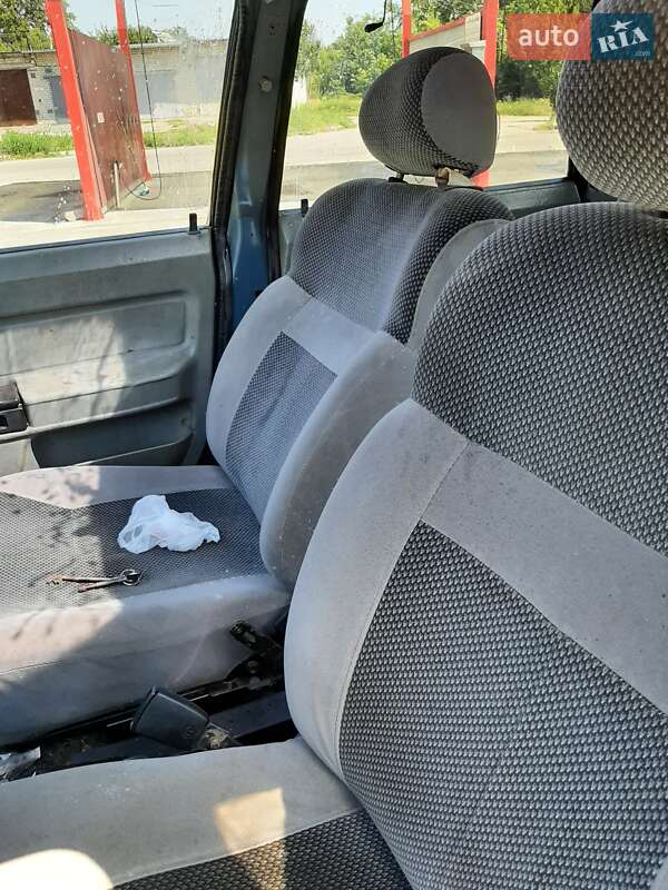 Седан Москвич/АЗЛК 2141 1991 в Чернигове