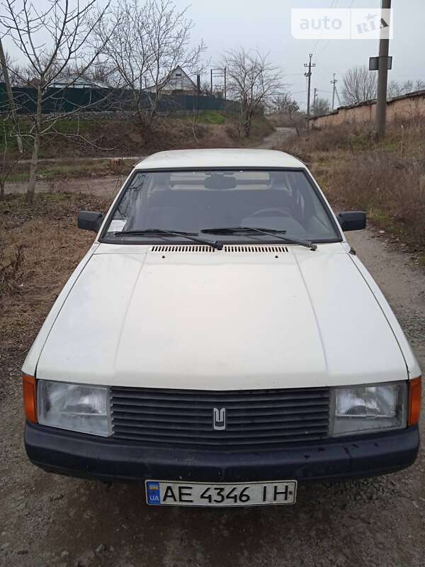 Седан Москвич/АЗЛК 2141 1992 в Никополе