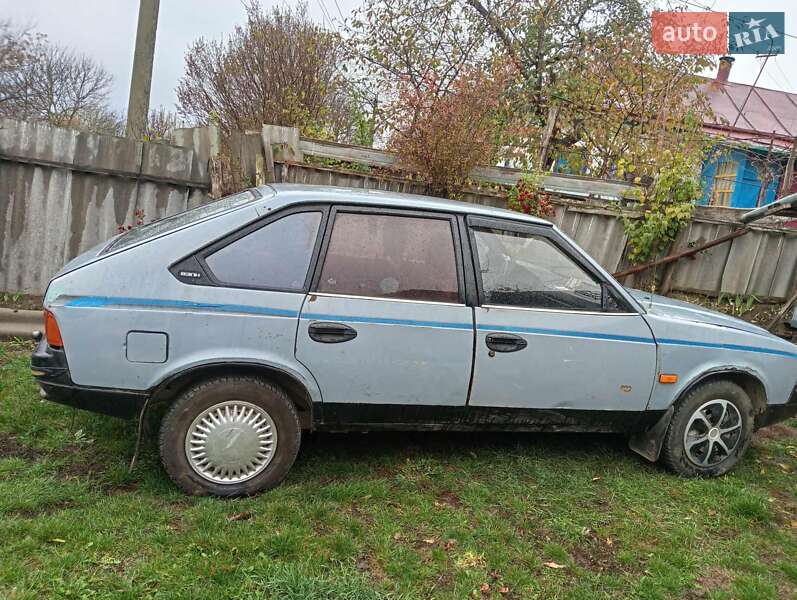 Хэтчбек Москвич/АЗЛК 2141 1992 в Балте