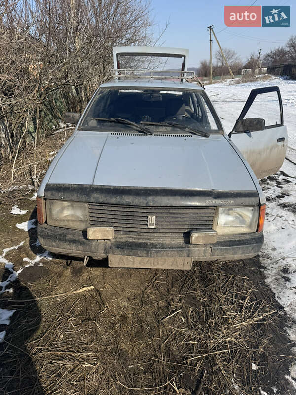 Седан Москвич/АЗЛК 2141 1988 в 