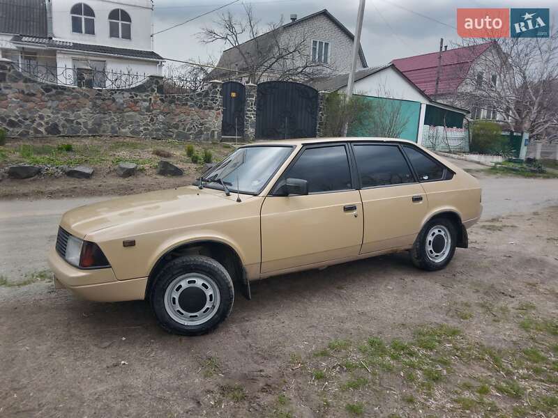 Хетчбек Москвич/АЗЛК 2141 1990 в Малині