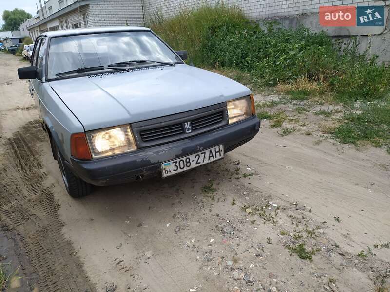 Хэтчбек Москвич/АЗЛК 2141 1992 в 