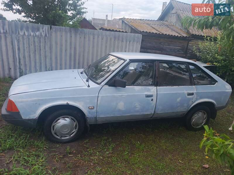 Ліфтбек Москвич/АЗЛК 2141 1990 в Носівці