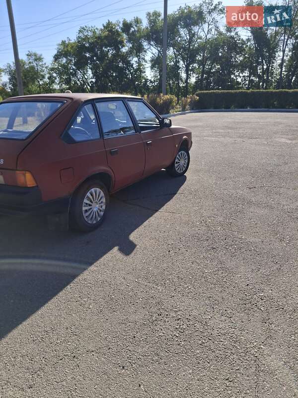 Хетчбек Москвич/АЗЛК 2141 1990 в Синельниковому