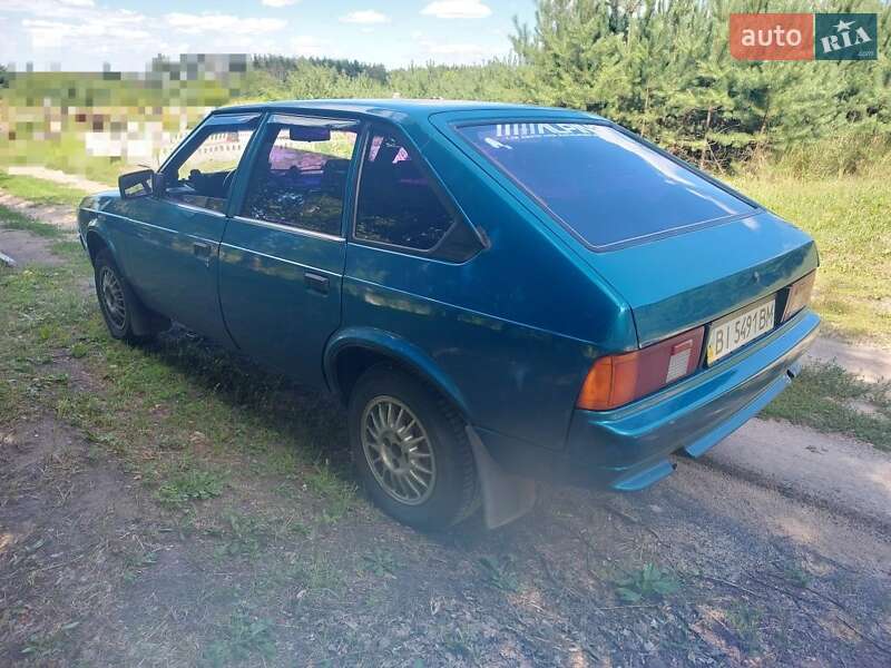 Хэтчбек Москвич/АЗЛК 2141 1993 в Харькове