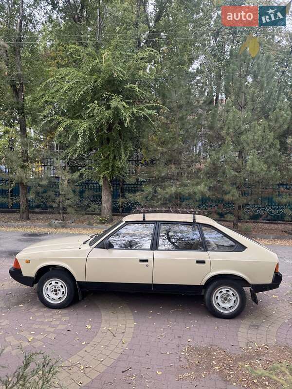 Хетчбек Москвич/АЗЛК 2141 1990 в Запоріжжі фото 8 Хетчбек Москвич/АЗЛК 2141 1990 в Запоріжжі