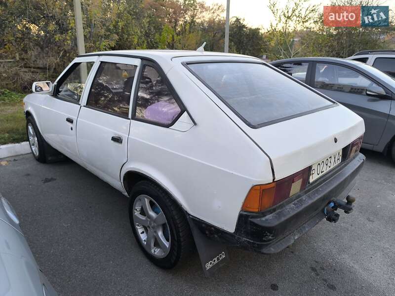 Хэтчбек Москвич/АЗЛК 2141 1988 в Харькове