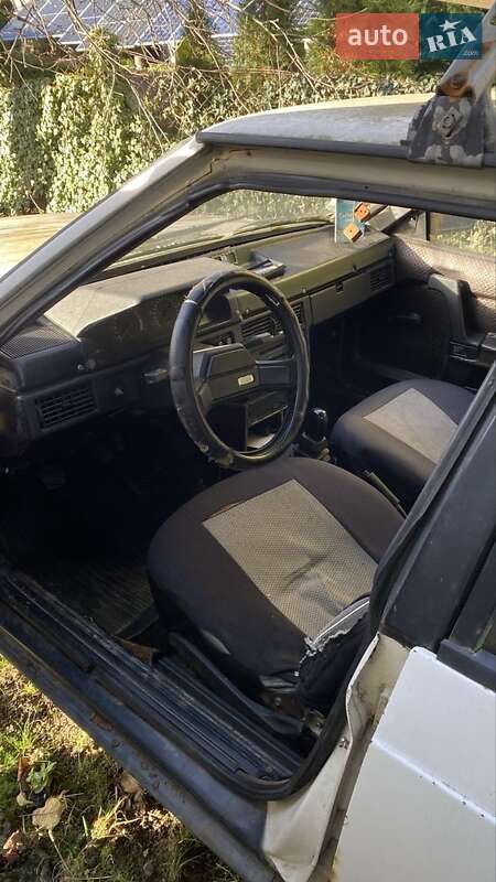 Универсал Москвич/АЗЛК 2141 1992 в Калуше фото 4 Универсал Москвич/АЗЛК 2141 1992 в Калуше