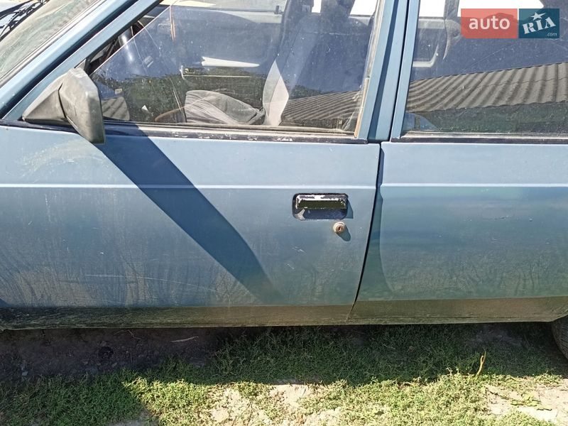 Хэтчбек Москвич/АЗЛК 2141 1990 в Каменец-Подольском