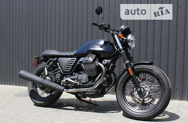 Мотоцикл Классик Moto Guzzi V7 Stone 2014 в Одессе