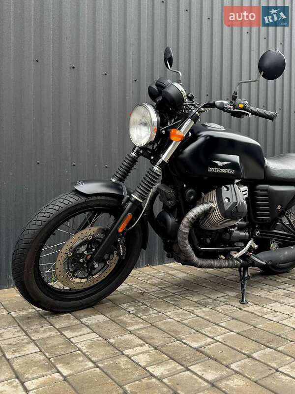 Мотоцикл Классик Moto Guzzi V7 Stone 2014 в Одессе