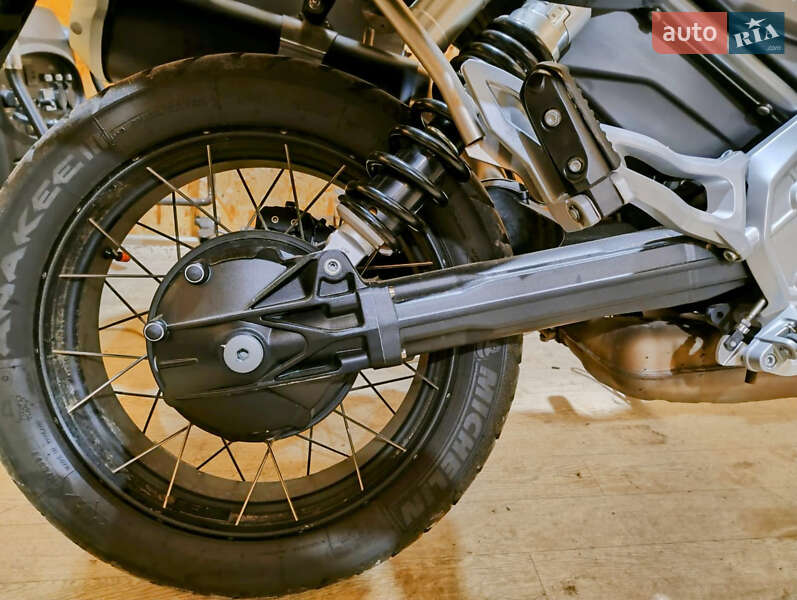 Мотоцикл Внедорожный (Enduro) Moto Guzzi V85TT 2021 в Одессе