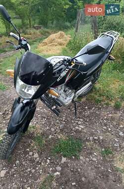 Мотоцикл Классік Musstang MT 150-6M 2013 в Чернівцях
