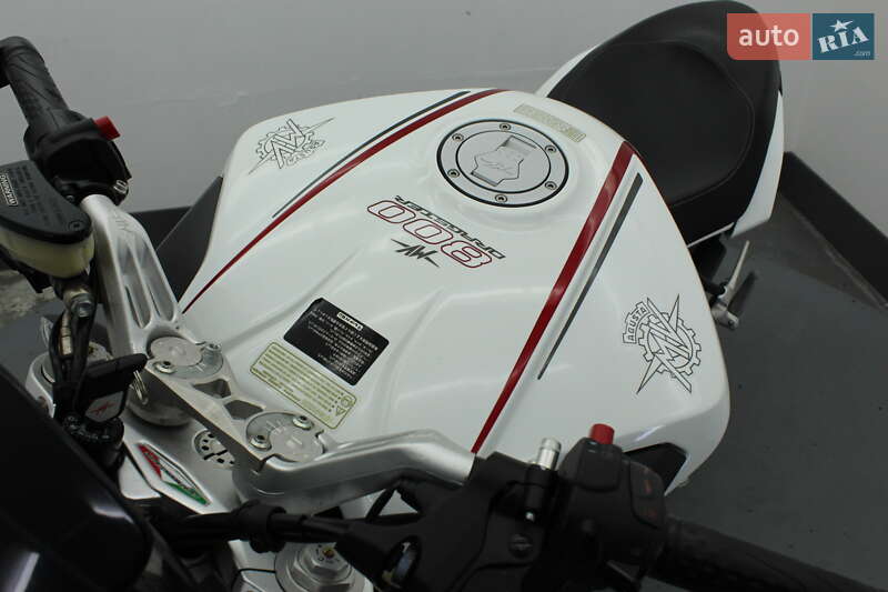 Мотоцикл Без обтікачів (Naked bike) Mv agusta Brutale 2014 в Гнівані