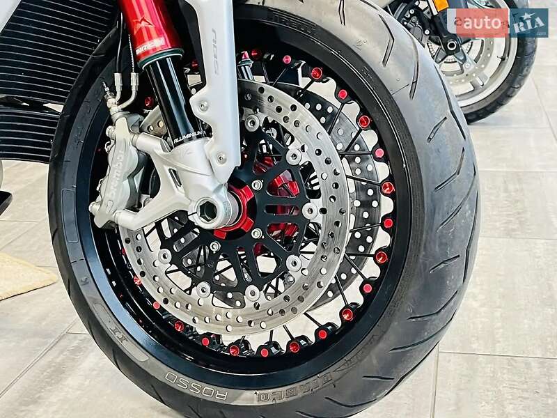 Мотоцикл Без обтекателей (Naked bike) Mv agusta Brutale 2014 в Киеве