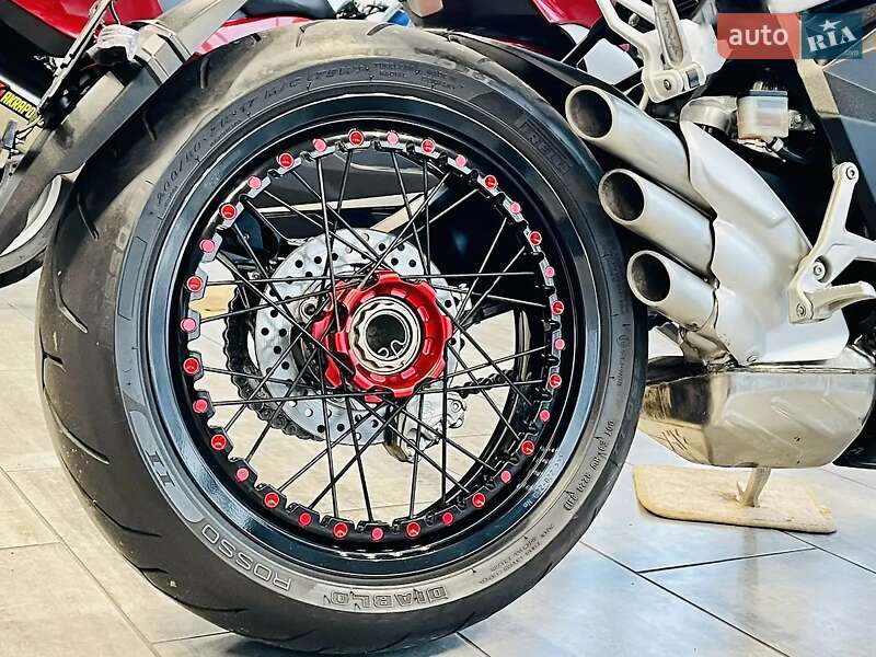 Мотоцикл Без обтекателей (Naked bike) Mv agusta Brutale 2014 в Киеве