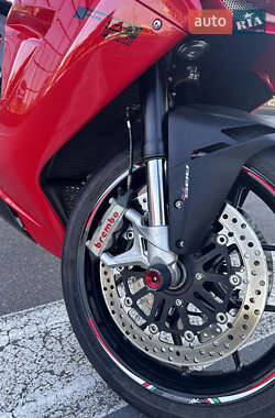 Спортбайк Mv agusta F3 2013 в 