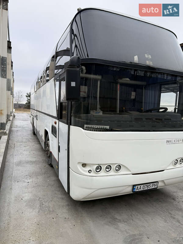 Туристичний / Міжміський автобус Neoplan N 116 1997 в 