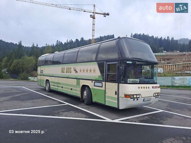 Туристический / Междугородний автобус Neoplan N 116 1989 в Яремче фото 12 Туристический / Междугородний автобус Neoplan N 116 1989 в Яремче