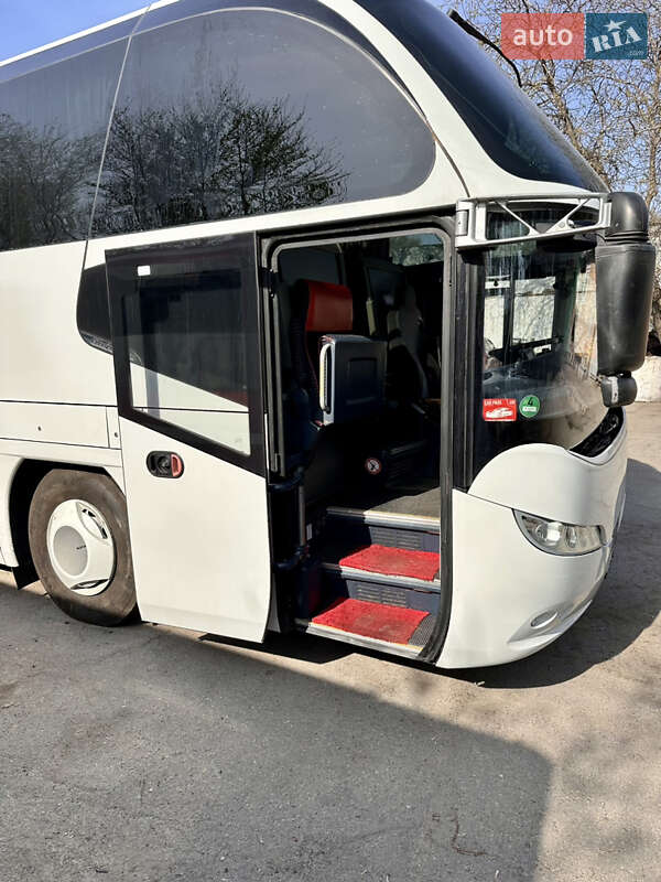 Neoplan N 1216 2010 Neoplan N 1216 2010