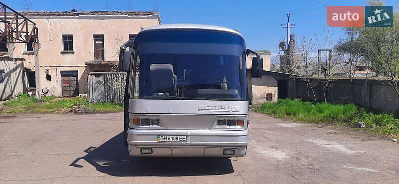 Туристический / Междугородний автобус Neoplan N 208 1991 в Килии фото 2 Туристический / Междугородний автобус Neoplan N 208 1991 в Килии