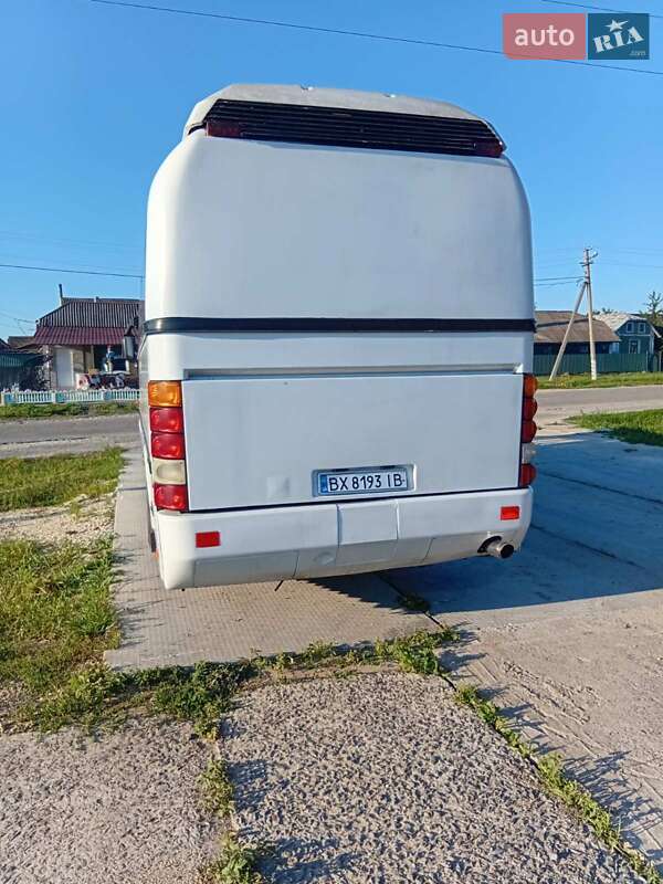 Другие автобусы Neoplan N 208 1997 в Новой Ушице