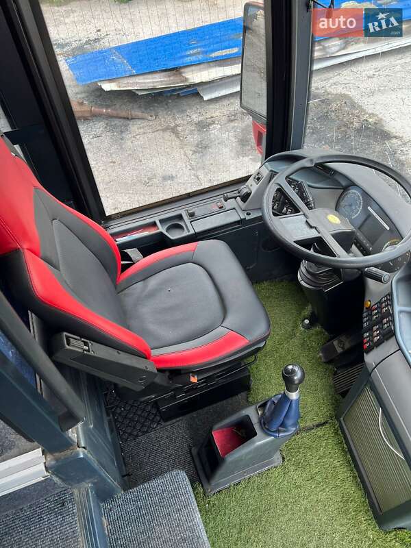 Туристический / Междугородний автобус Neoplan N 313 2004 в Киеве