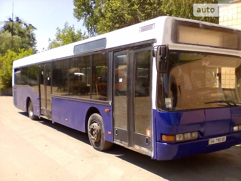 Городской автобус Neoplan N 4016 1995 в Киеве