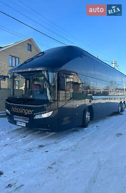 Туристичний / Міжміський автобус Neoplan N 5217 2009 в 