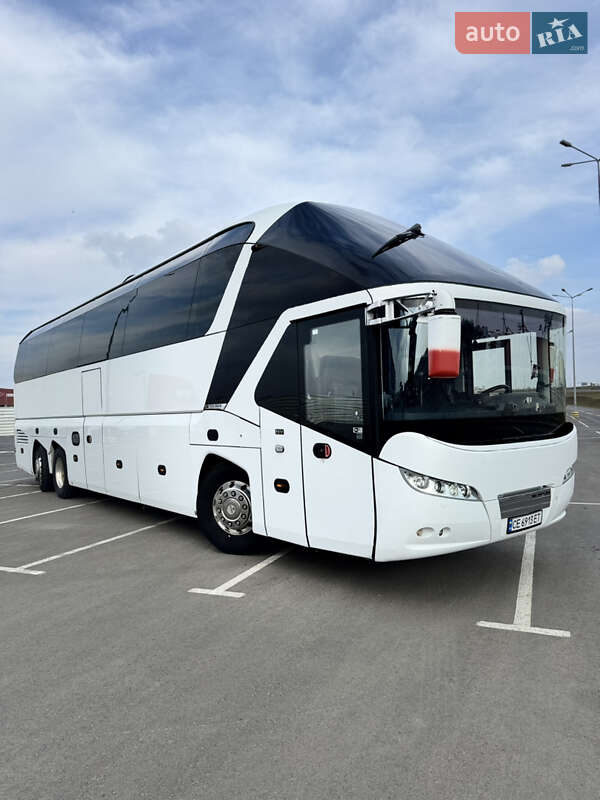 Туристичний / Міжміський автобус Neoplan N 5217 2011 в Чернівцях