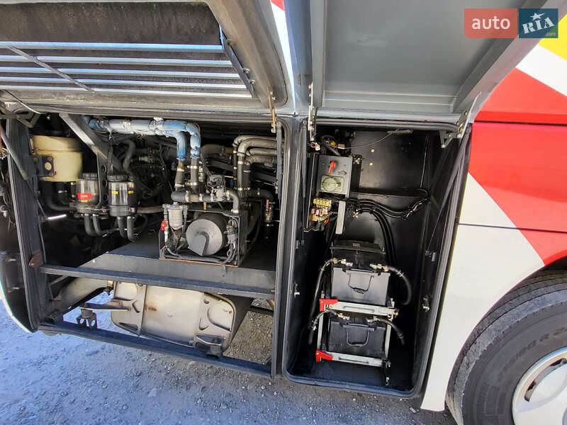 Туристичний / Міжміський автобус Neoplan N 2010 в Чернівцях