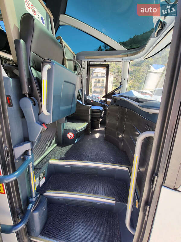 Туристичний / Міжміський автобус Neoplan N 2010 в Чернівцях
