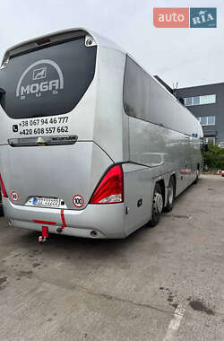 Туристичний / Міжміський автобус Neoplan Skyliner 2008 в 