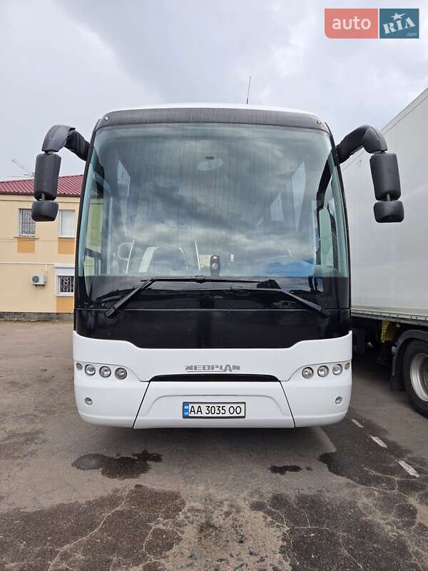 Туристический / Междугородний автобус Neoplan Tourliner 2012 в Киеве