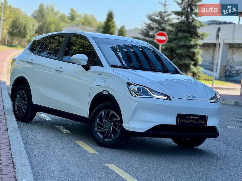 Neta V 2020