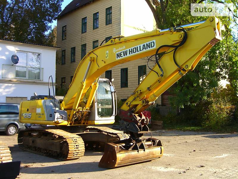 Экскаватор New Holland 215 2006 в Мукачево