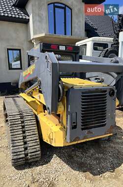 Минипогрузчик New Holland E 215B 2005 в 