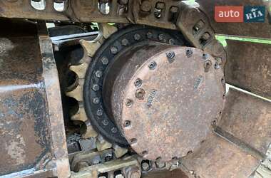 Гусеничный экскаватор New Holland LB 2008 в 