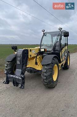 Телескопічні навантажувачі New Holland LB 2012 в Кам'янці