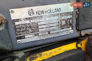 Міні-вантажник New Holland LB 2002 в 