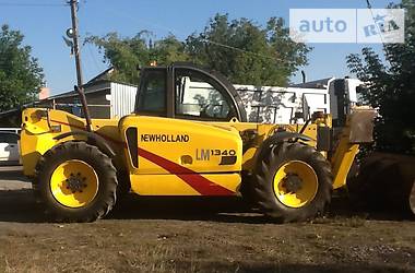 Телескопический погрузчик New Holland LM 2005 в 