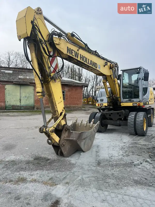Колесный экскаватор New Holland MH 5.6 2008 в 