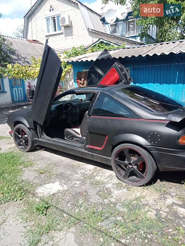 Nissan 100NX 1992