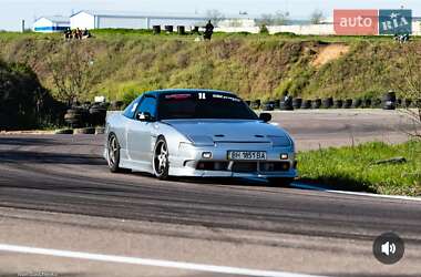 Хэтчбек Nissan 200SX 1989 в 