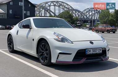 Купе Nissan 370Z 2017 в Киеве