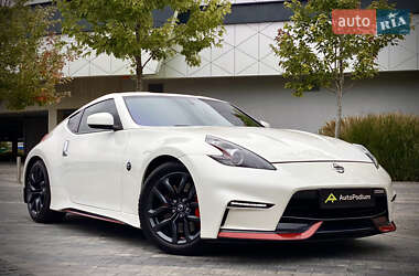 Купе Nissan 370Z 2015 в Киеве