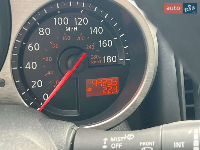 Купе Nissan 370Z 2016 в Києві фото 17 Купе Nissan 370Z 2016 в Києві